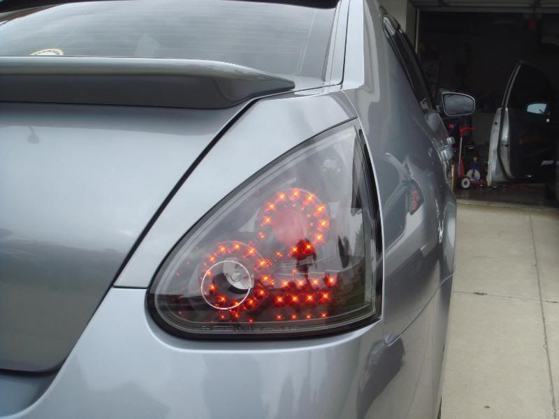 2007 Nissan maxima tail lights